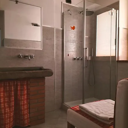 Oda ve Kahvaltı Catif Ladru 3*
